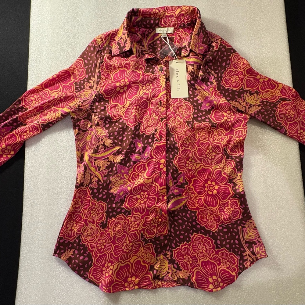 Alex & Lili Red/Pink/Brown Floral Long Sleeve Button Down Shirt.  NWT.  Size S